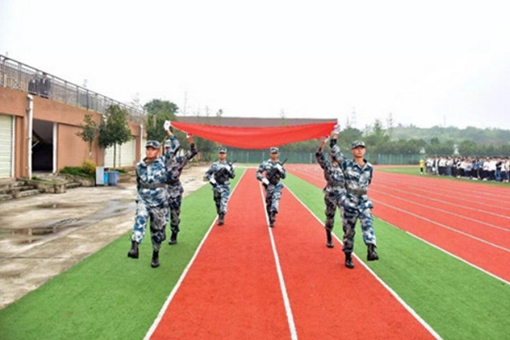 四川成都汽修学校