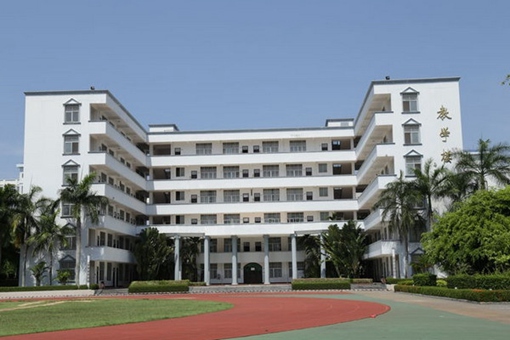 四川成都汽修学校