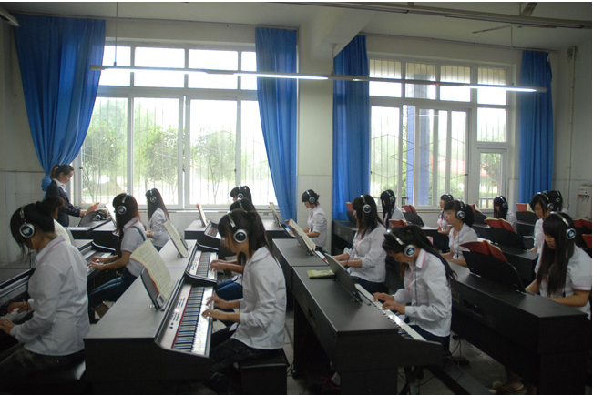 成都幼师学校学生入学模式_成都铁路学校招生